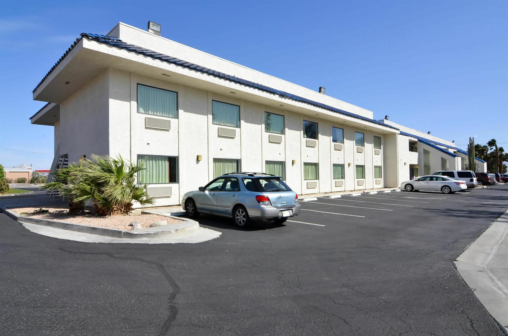 Motel 6-North Palm Springs, Ca - North Buitenkant foto