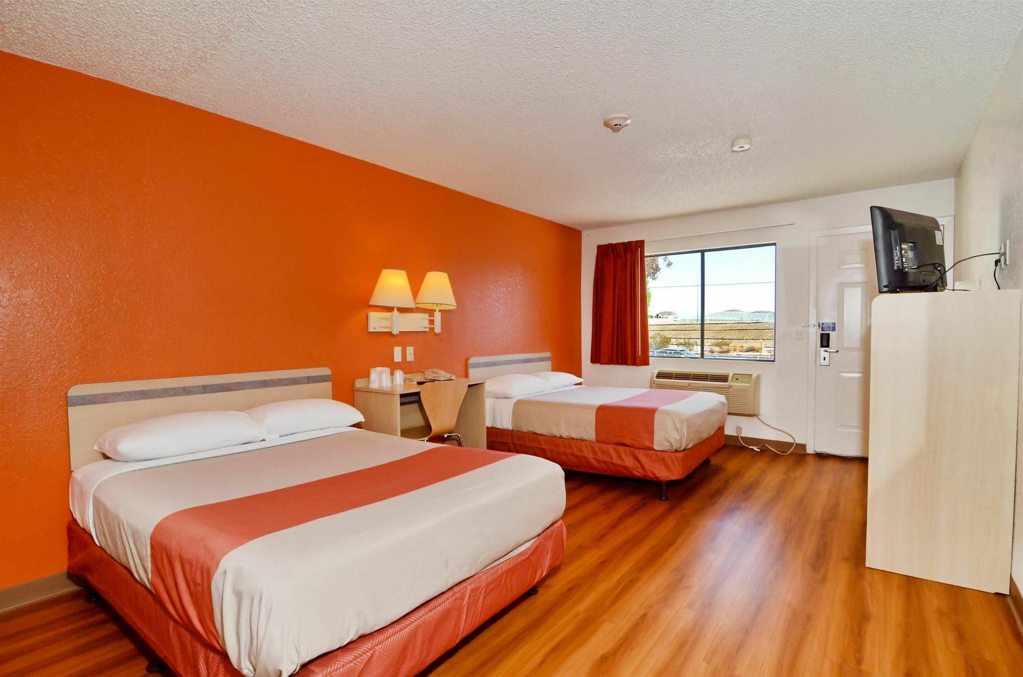 Motel 6-North Palm Springs, Ca - North Buitenkant foto