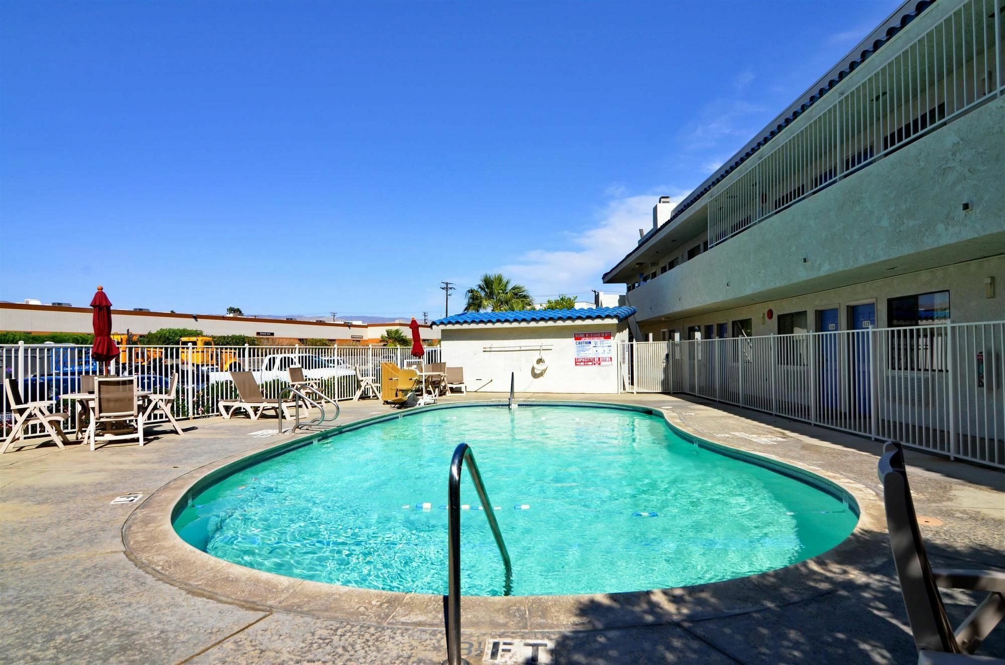 Motel 6-North Palm Springs, Ca - North Buitenkant foto