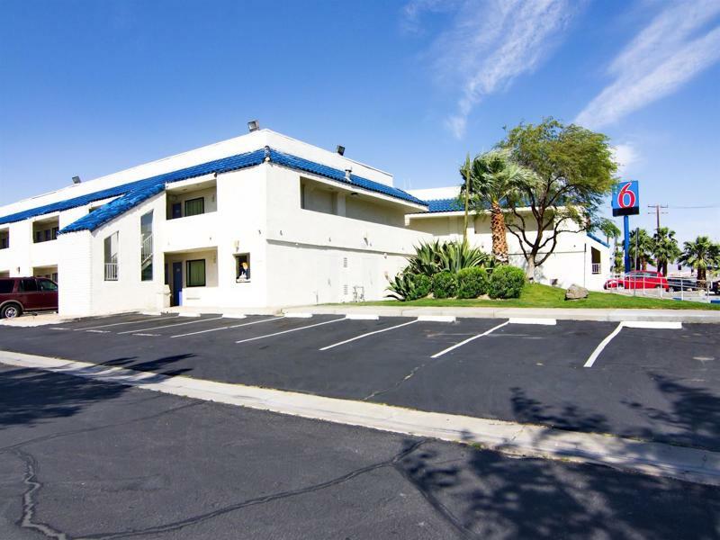 Motel 6-North Palm Springs, Ca - North Buitenkant foto